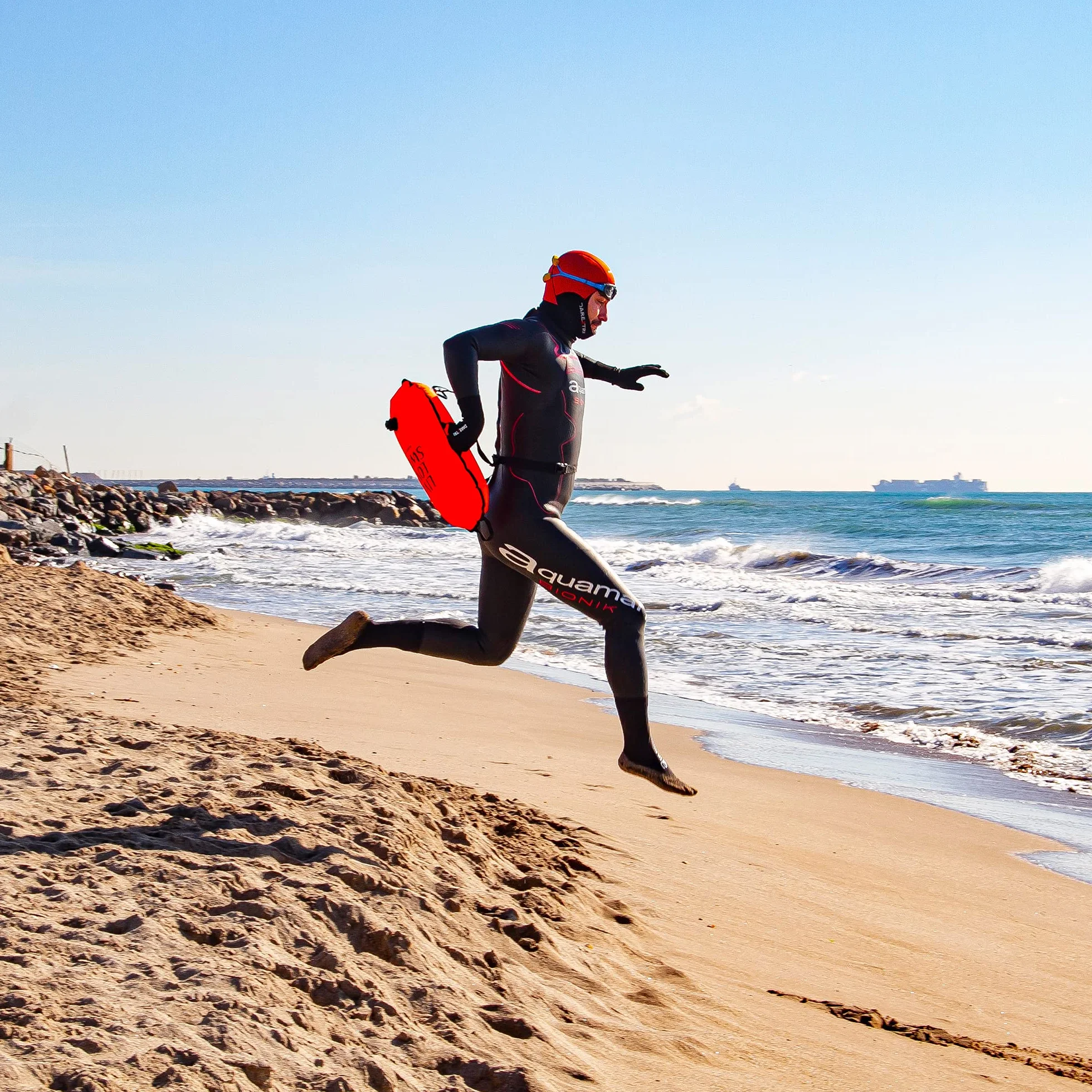 Boa per Nuoto in acque libere 10 L per Traversate e Competizioni. Finitura in Nylon, Ultra Leggera e Resistente, con Manici e Cintura Regolabile.