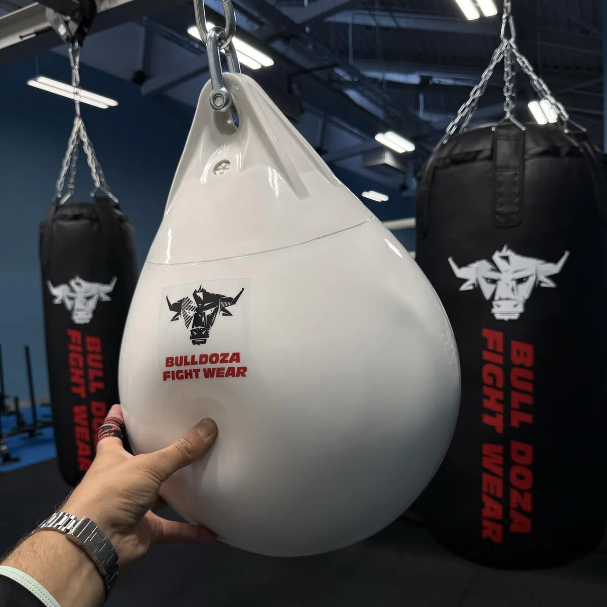 Bull Doza Sacco da Boxe Bianco ad Acqua – Sacco da Allenamento Riempito d’Acqua – Resistente (Small/Medium/Large)