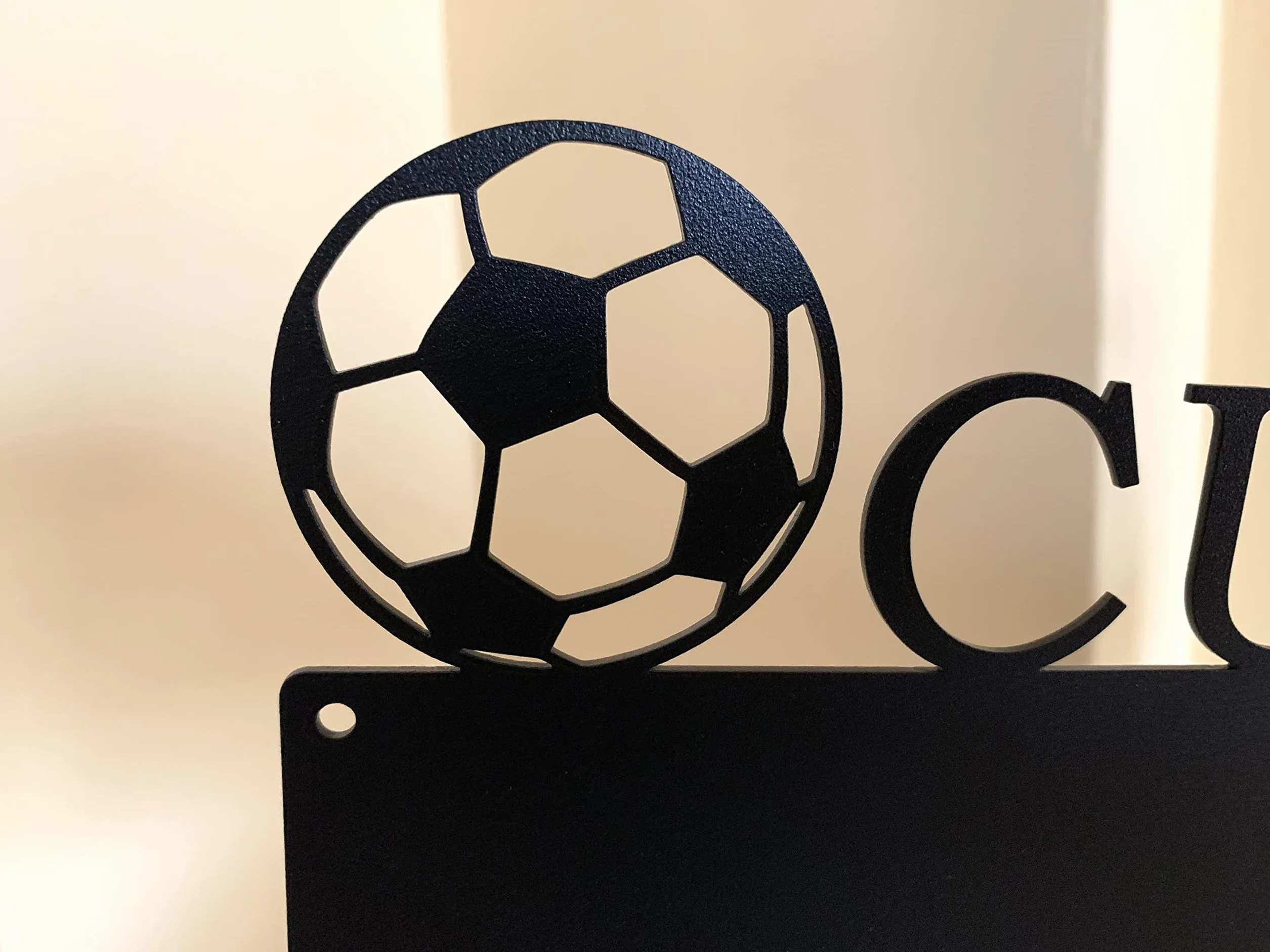 Porta Medaglie Personalizzato Calcio con Nome, Espositore a Parete con Gancio, Supporto in Metallo Design 1