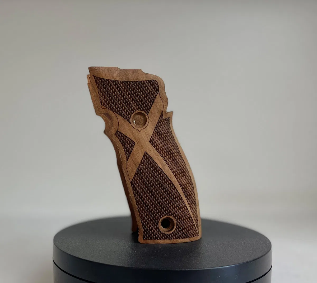 Marca Sıg Sauer P 226 SAO/X-Five/X-Six Impugnatura speciale in legno di noce