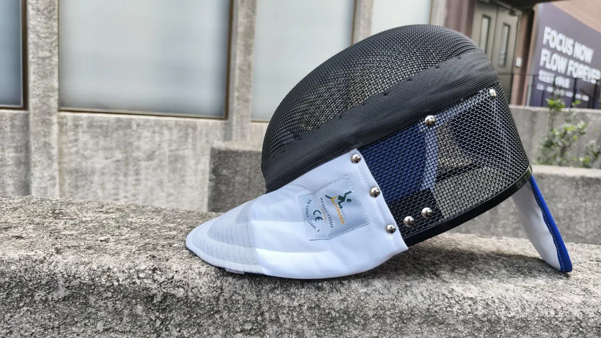 LEONARK Maschera per stagnola Scherma CE 350N Certificato di qualità Nazionale Maschera - Attrezzatura Protettiva per Scherma