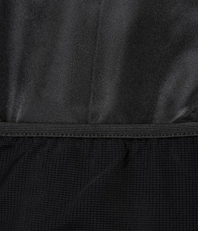Manduka Go Light - Borsa per tappetino da yoga con tasca, tracolla regolabile, adatta per la maggior parte dei tappetini da yoga