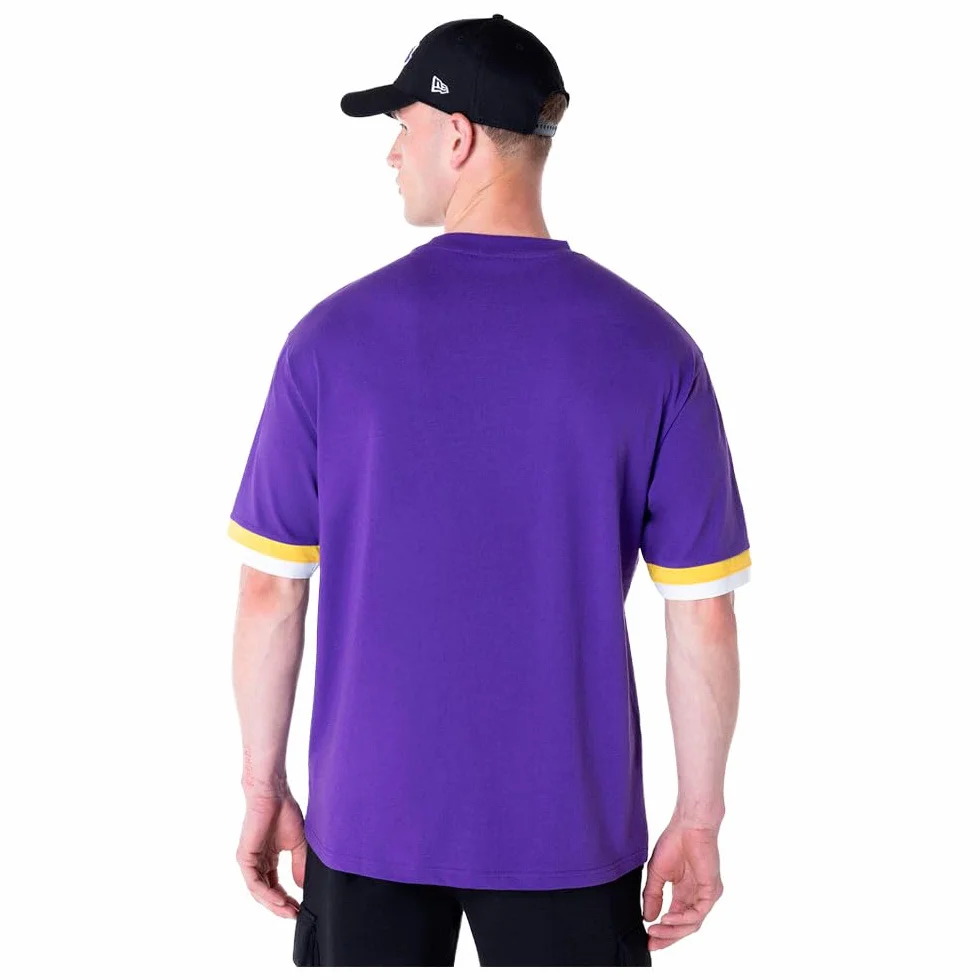 New Era NBA Panel Oversized Maglietta Los Angeles Lakers Viola