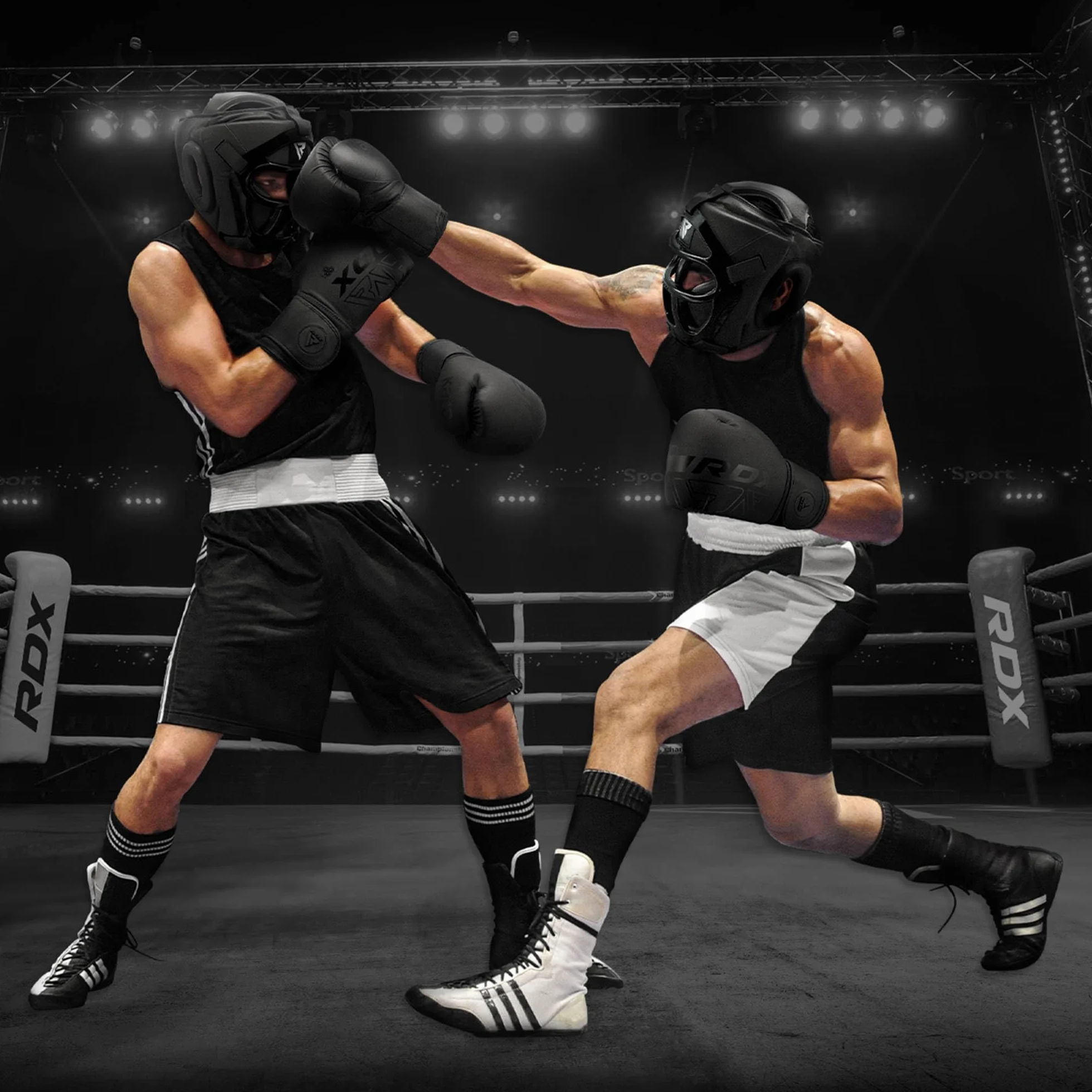 RDX - Cuffie da MMA, Boxe, Kick Boxing, Sparring, casco protettivo per allenamento e combattimento, rosso, M